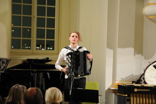 Foto: Montagskonzert BP 07.11.2016 Nikita Gestrich Akkordeon