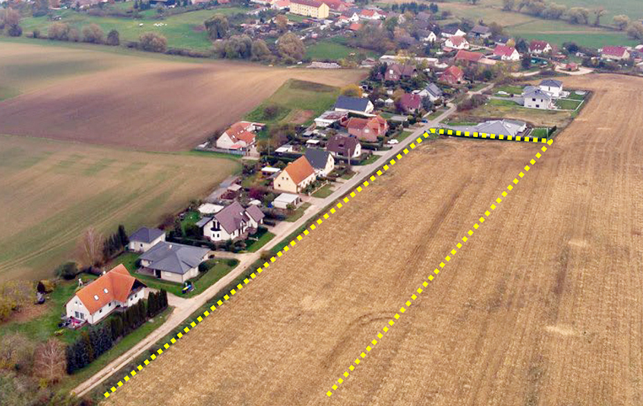 Luftbild mit gelber Markierung