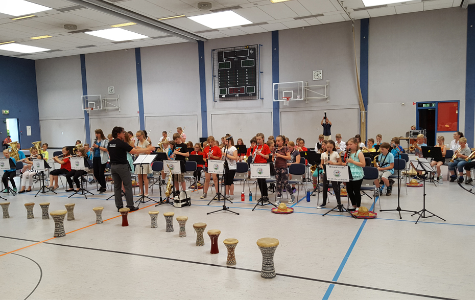 Foto: 50 Jahre Grundschule B. Brecht Bläserklasse