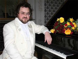 Foto: Porträt am Klavier Foto: Porträt am Klavier