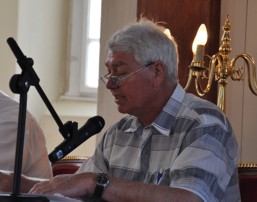 Foto: Klaus Auerswald bei der Lesung