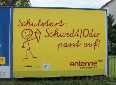 Foto: Plakatwand in der Berliner Allee