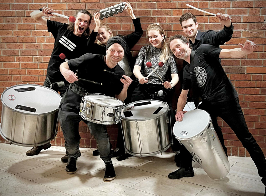 Gruppenfoto: 6 Trommler