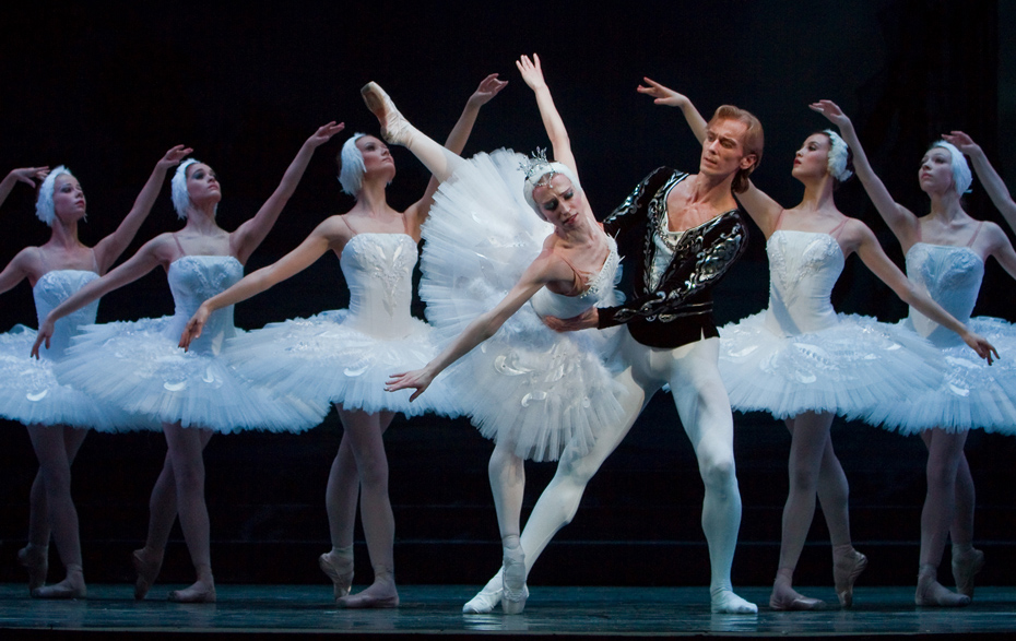 Foto: Balletttänzerinnen und -tänzer