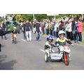 Foto: Kinder auf Motorrädern