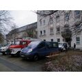 Foto: 3 Transporter und ein Feuerwehrauto