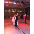 Foto: Tanzpaare beim Sportlerball 2006.